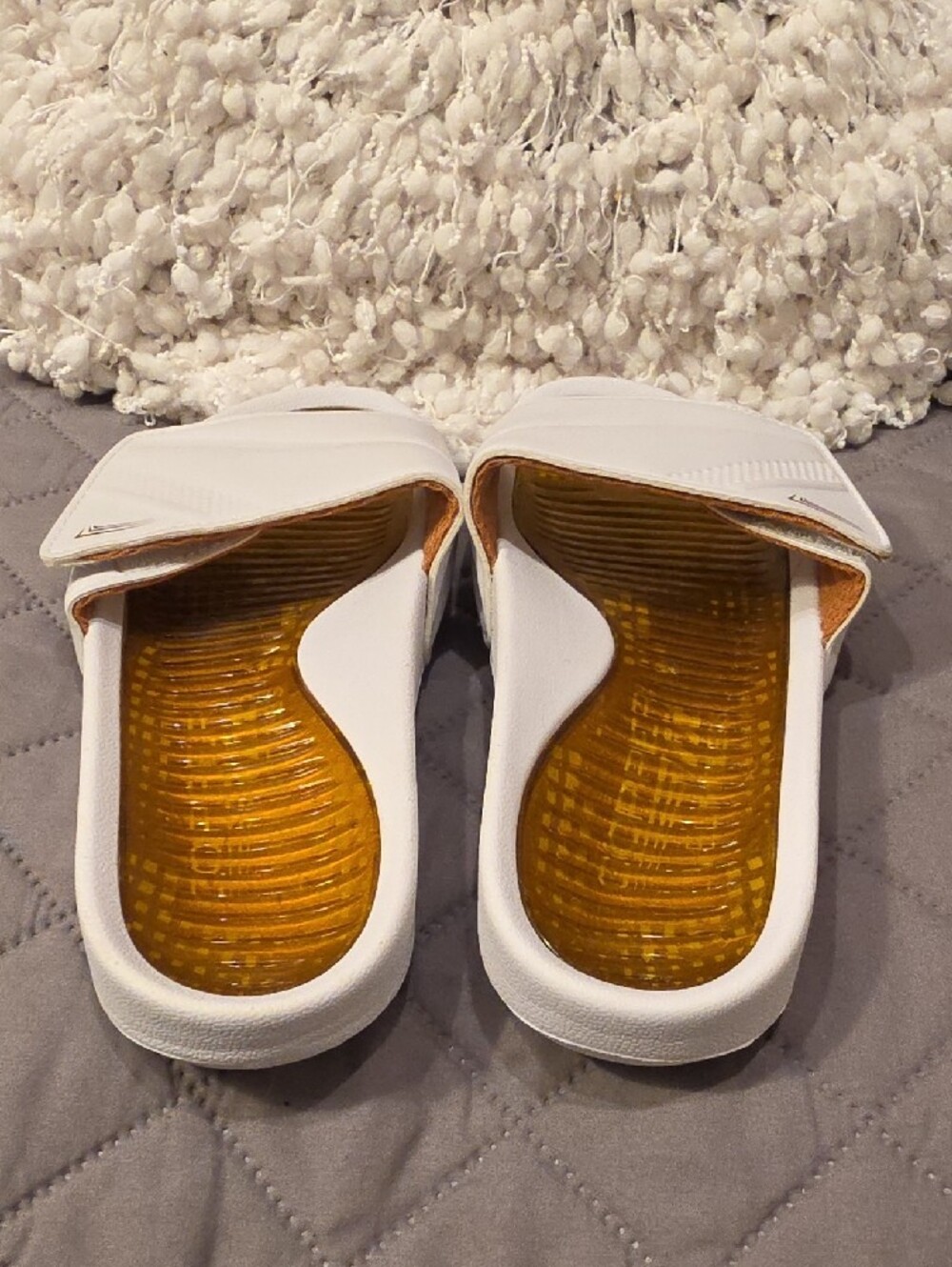 Copper Infused White Slide Sandals with Amber Footbed - Women - Picture 4 of 15